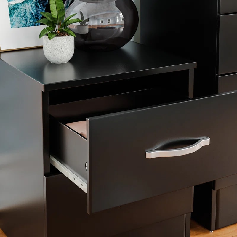 საძინებლის ოთხეული (გარდერობი, კომოდი და 2 ტუმბო) - Nuvo IS0798